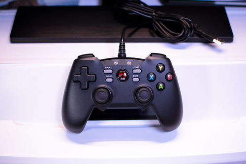 北通蝙蝠4游戲手柄 不足百元找回兒時(shí)樂(lè)趣